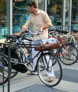 Porteur Rider with Linen