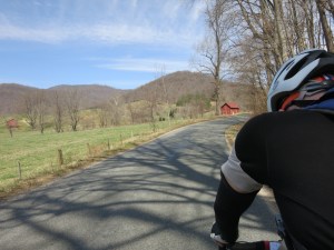 The delicious Etlan Road is just past this red barn, and so is a steep climb.