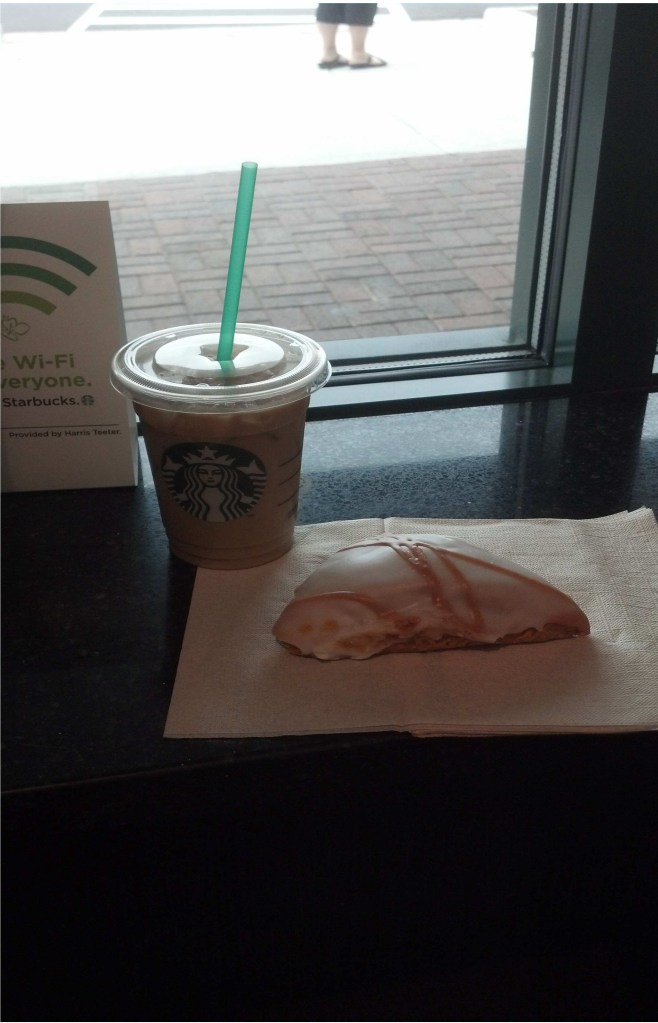 Illustration 2: Iced Chai Latte & Pumpkin Scone